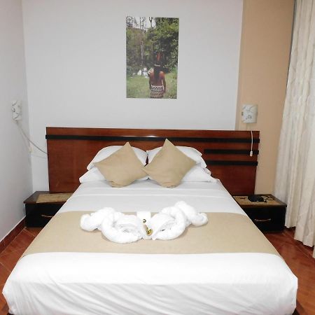 Hotel Tambopata Inn Пуэрто-Мальдонадо Экстерьер фото